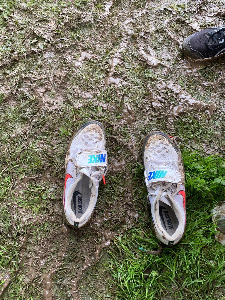 Senioren im Regen